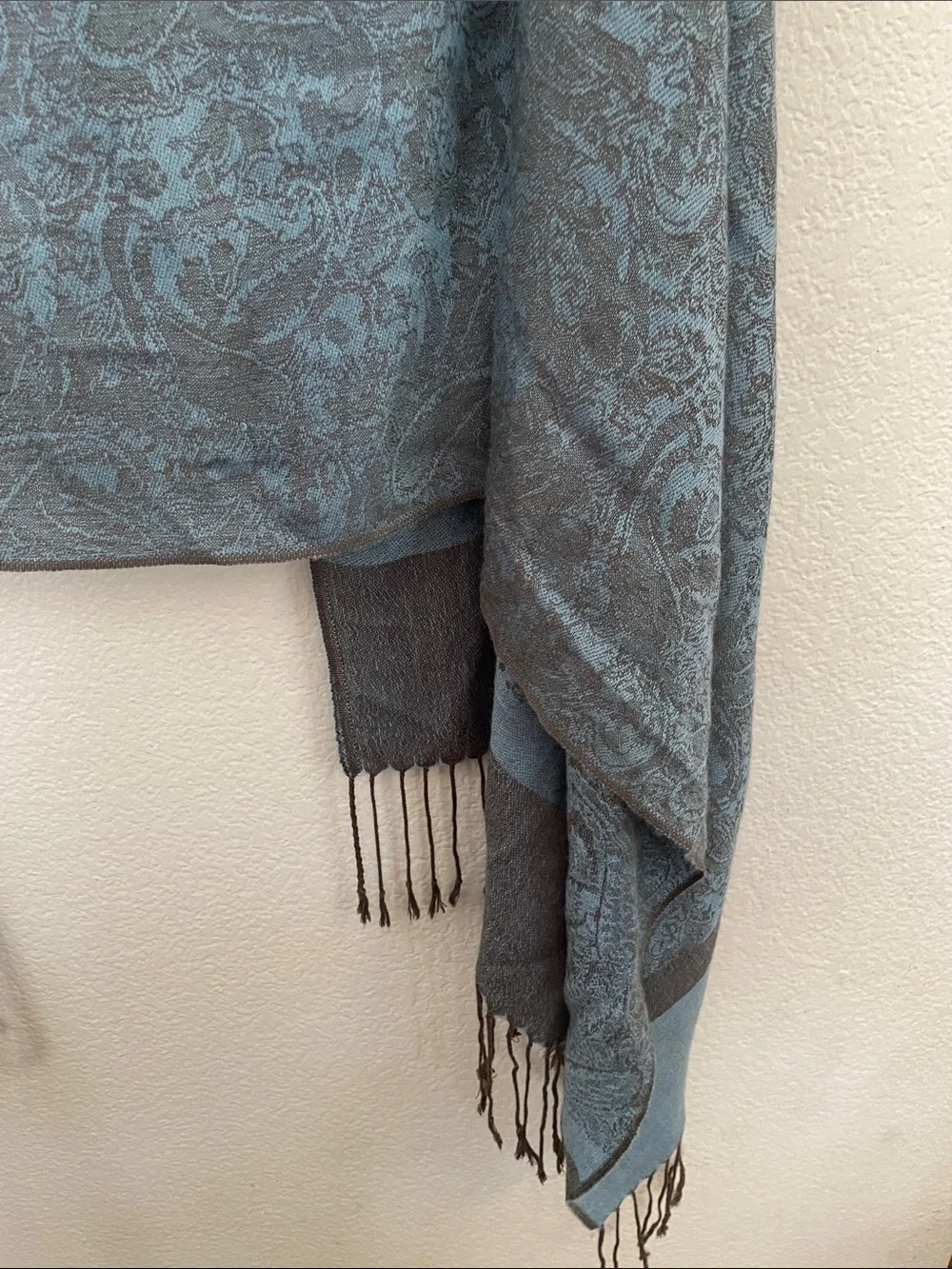 pashmina Blue-Gray elegant Paisley Shawl Wrap with Fringe